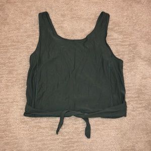 Lululemon tie tank top in hunter green. Size: 4